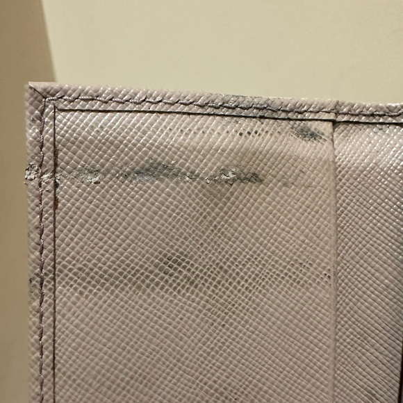 Prada Bow Saffiano Keyholder - Picture 7 of 11